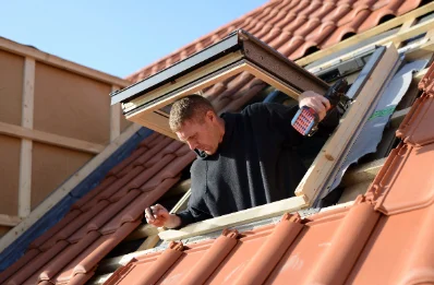 Pose de fenêtres de toit Velux à Lanvaudan